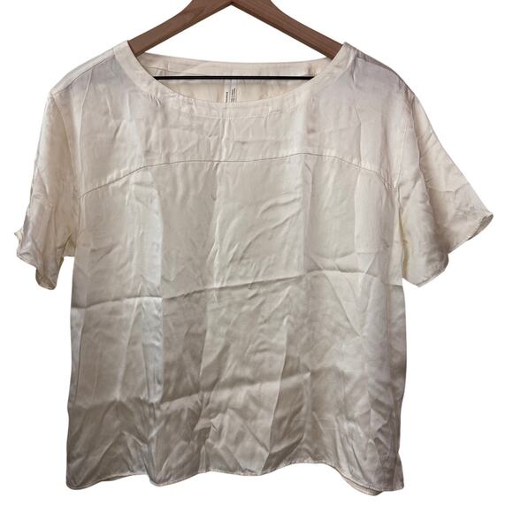 Anthropologie Tops - ANTHROPOLOGIE Silk Top Women's M Cream Ivory Shell Minimalist Elevated Classic